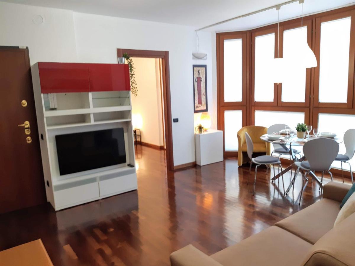 Suite Rent Milán Exteriér fotografie